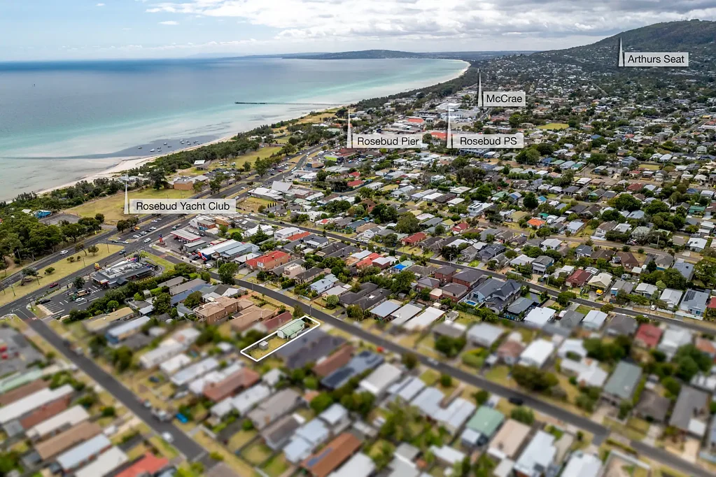 22 Fourth Avenue, Rosebud, VIC 3939