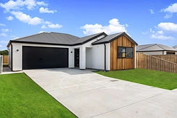 35 Stackwood Avenue, Woodend
