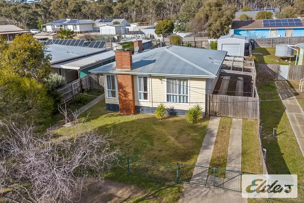 22 Davy Street, Avoca, VIC 3467