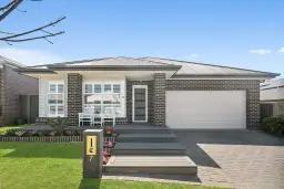 7 Meander Drive, Calderwood