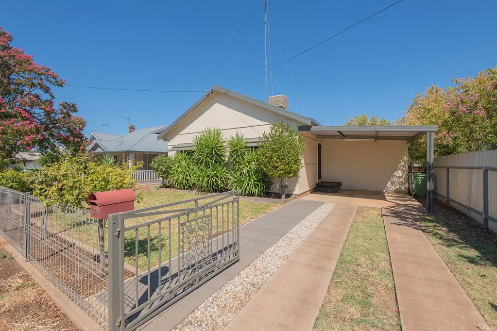 36 Maitland Street, West Wyalong, NSW 2671