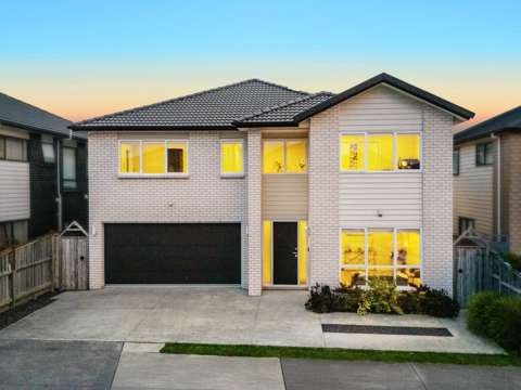Flat Bush 7部屋 Urgent Sale : Spacious & Versatile Family Home