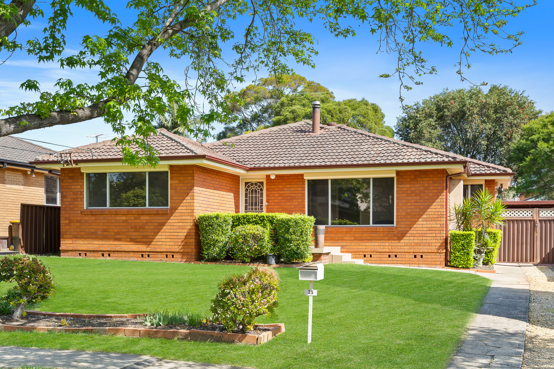 35 MYUNA CR, SEVEN HILLS NSW 2147, 0 રૂમ, 0 બાથરૂમ, House