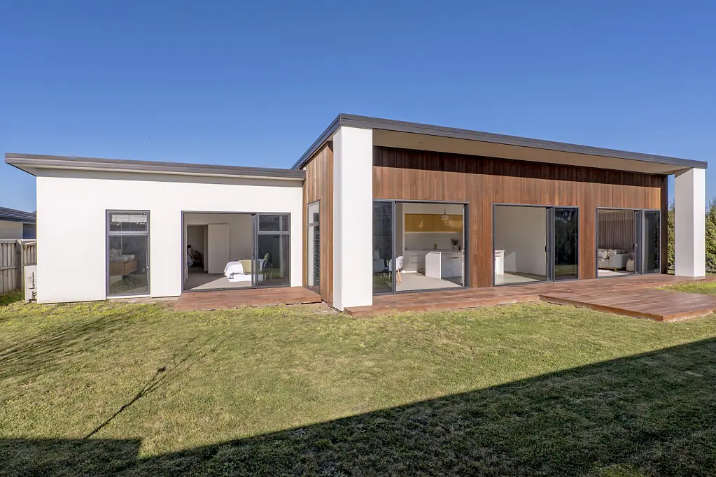 Rolleston 3房  Sun-Soaked Comfort and Generous Living Awaits