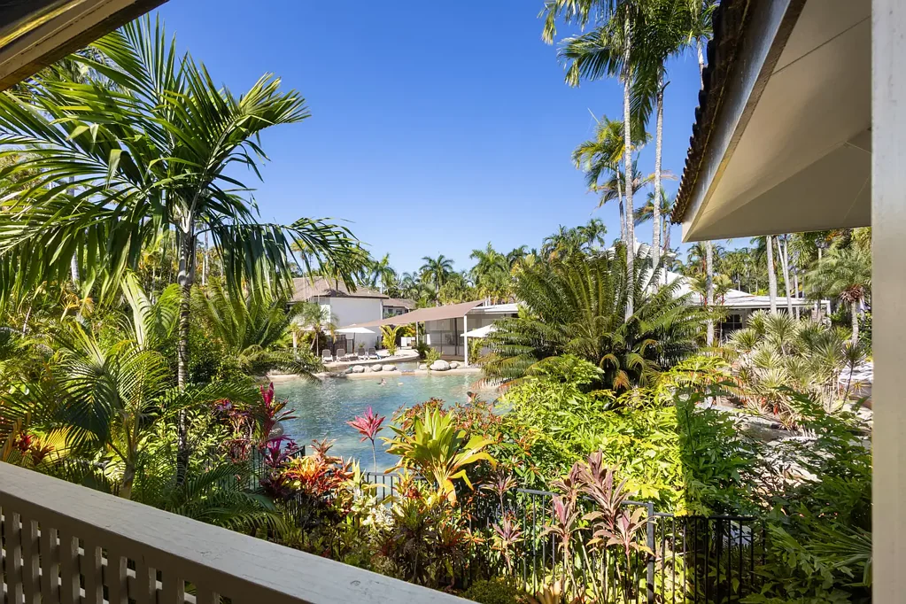 Port Douglas 2कमरा Villa 71: The Ultimate Poolside Location in Reef Resort