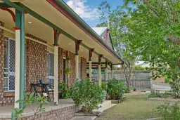 13 Lady Elliot Court, Clinton