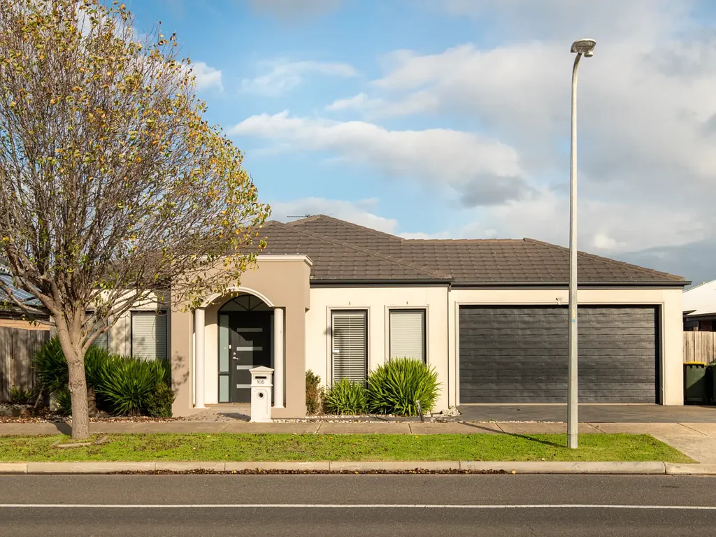 Grovedale 5ห้องนอน A large family home on a large block for single or multi generation families.