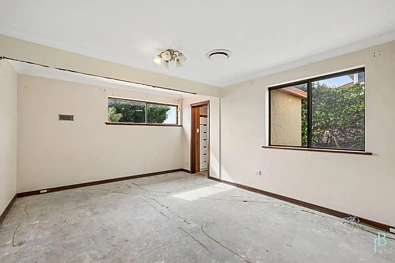 33 Ednah Street, Como, WA 6152, 5 Bedrooms, 3 Bathrooms, House