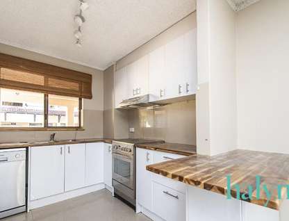 3/8 Lawrence Street, Como, WA 6152, 3 Bedrooms, 2 Bathrooms, Townhouse
