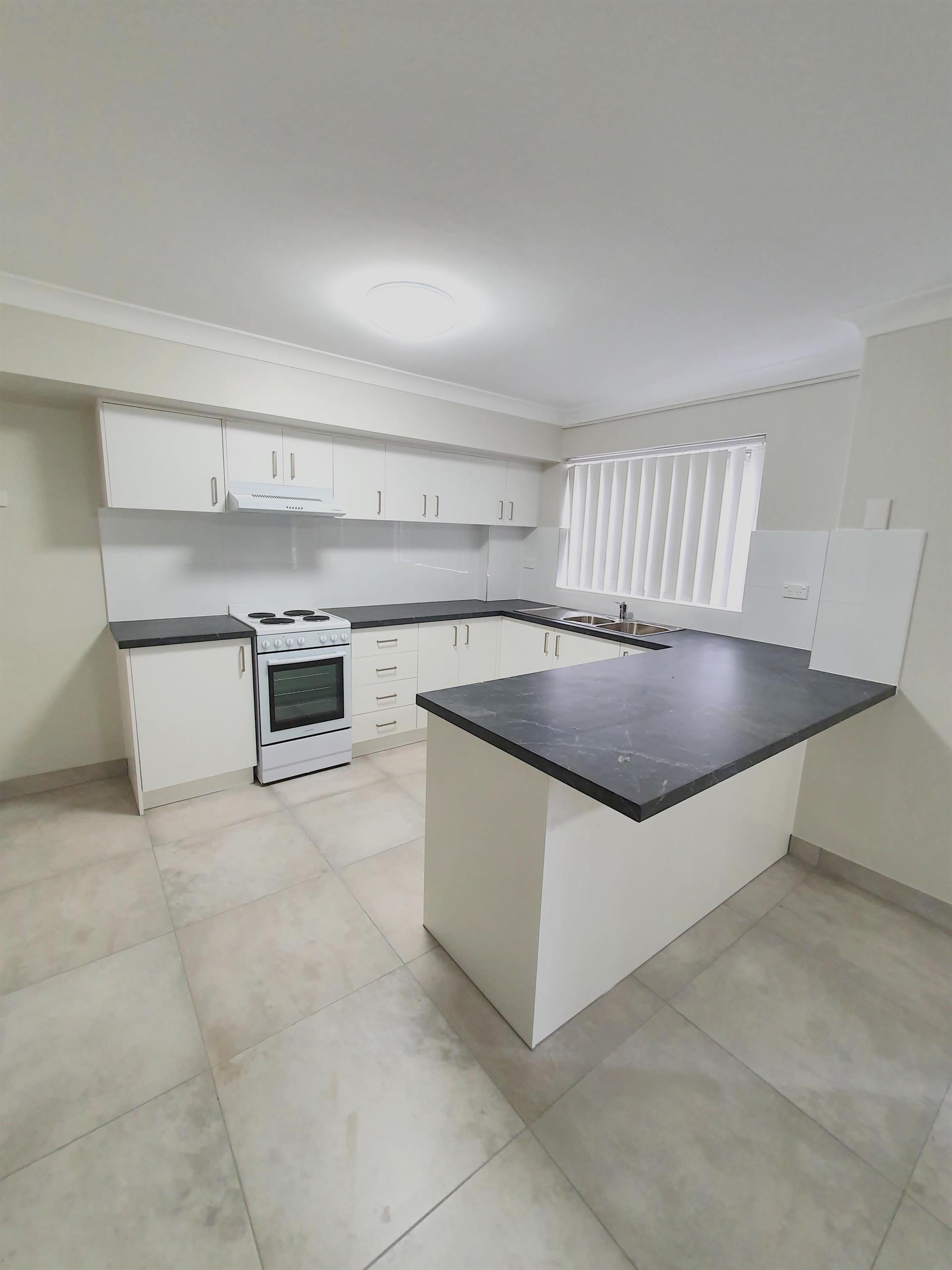 UNIT 10 15 SPEED ST, LIVERPOOL NSW 2170, 0 Kuwarto, 0 Banyo, Unit