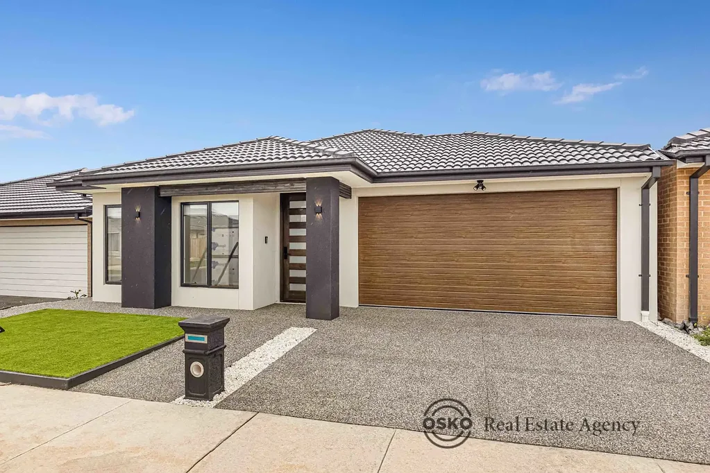 🏡🔥 BRAND NEW LUXURY LIVING IN TRUGANINA - PREMIUM UPGRADES, WIP & REFRIGERATED COOLING! 🔥🏡