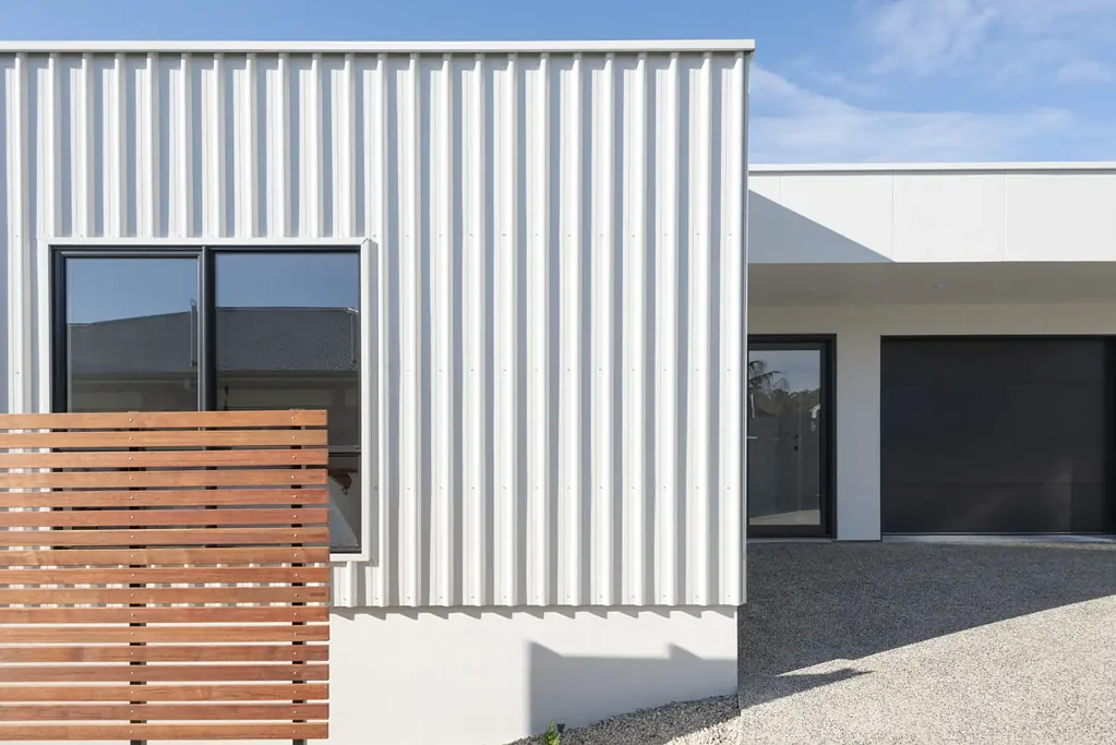 West Launceston 3Habitaciones Brand new townhouse with city views in quiet fringe location.