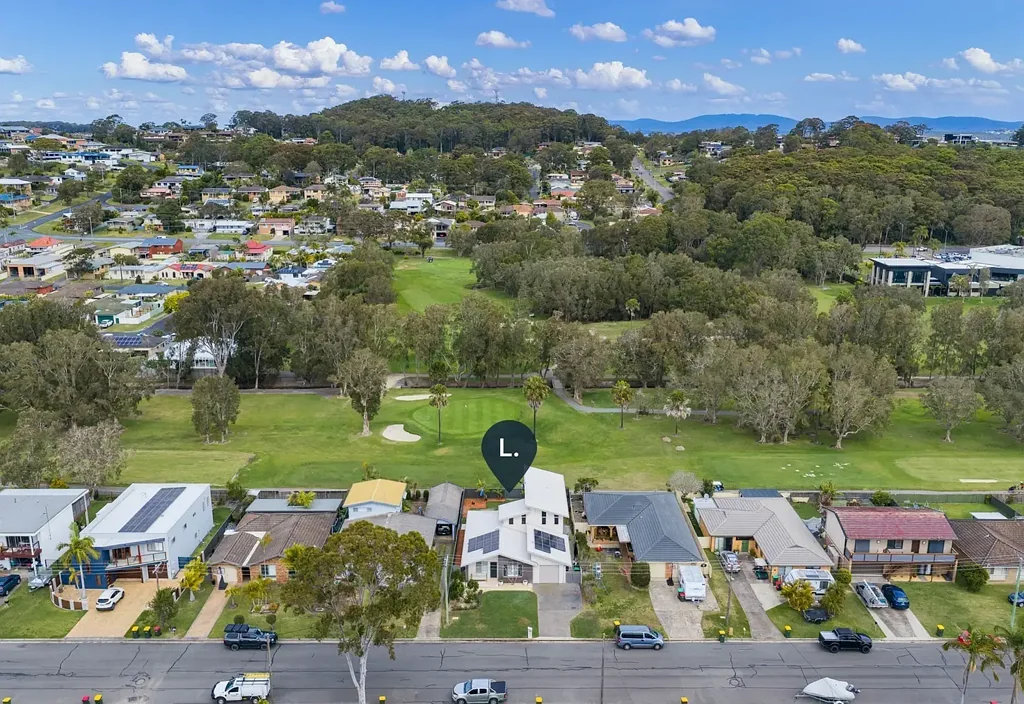 Forster 4 Bedroom A Golf Course Lifestyle Awaits