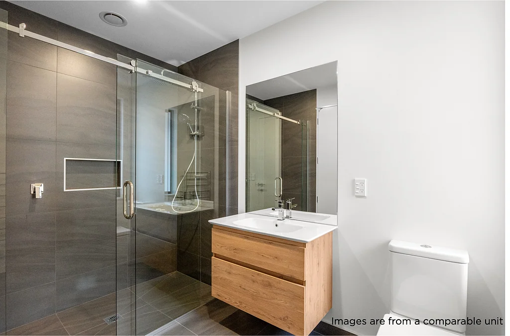 Lincoln 2Zimmer Sun-Filled Contemporary Living Ready This June