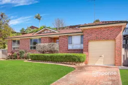 13 SALERNO CL, Emu Heights