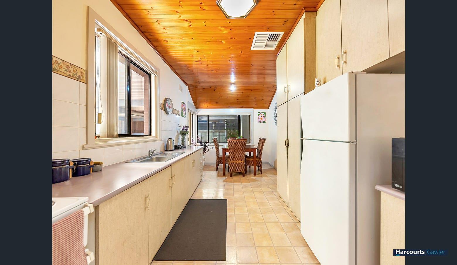 11 CHADDENWICK RD, ELIZABETH VALE SA 5112, 0房, 0浴, House