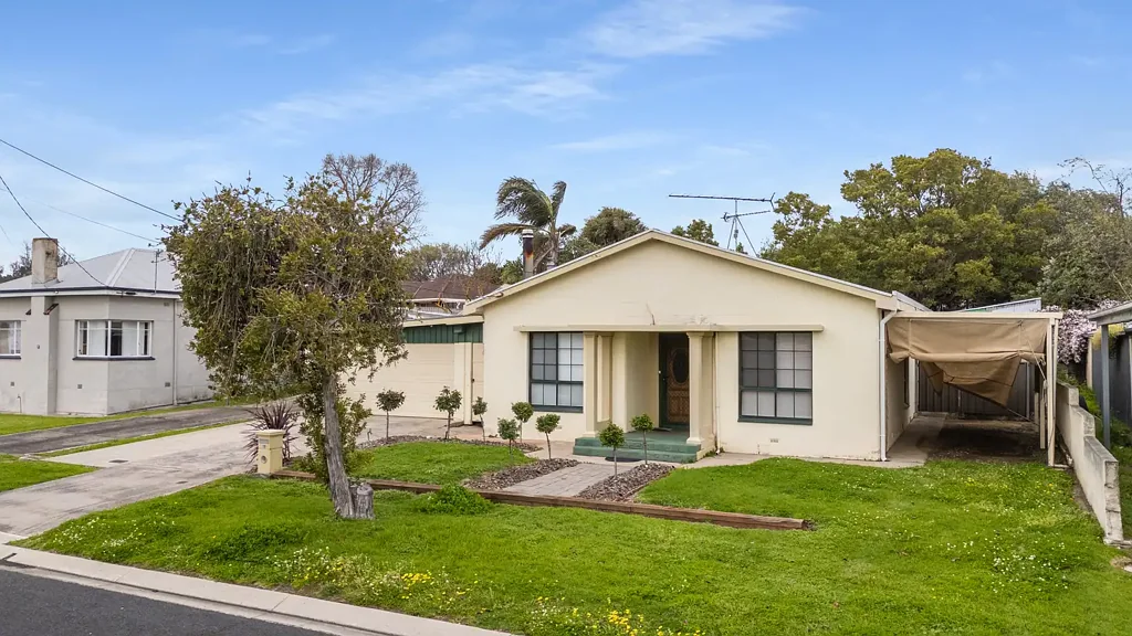 Mount Gambier 3房  Bungalow Charm Meets Central Location
