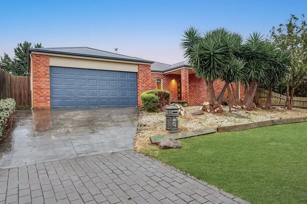6 Redmore Court, Berwick, VIC 3806