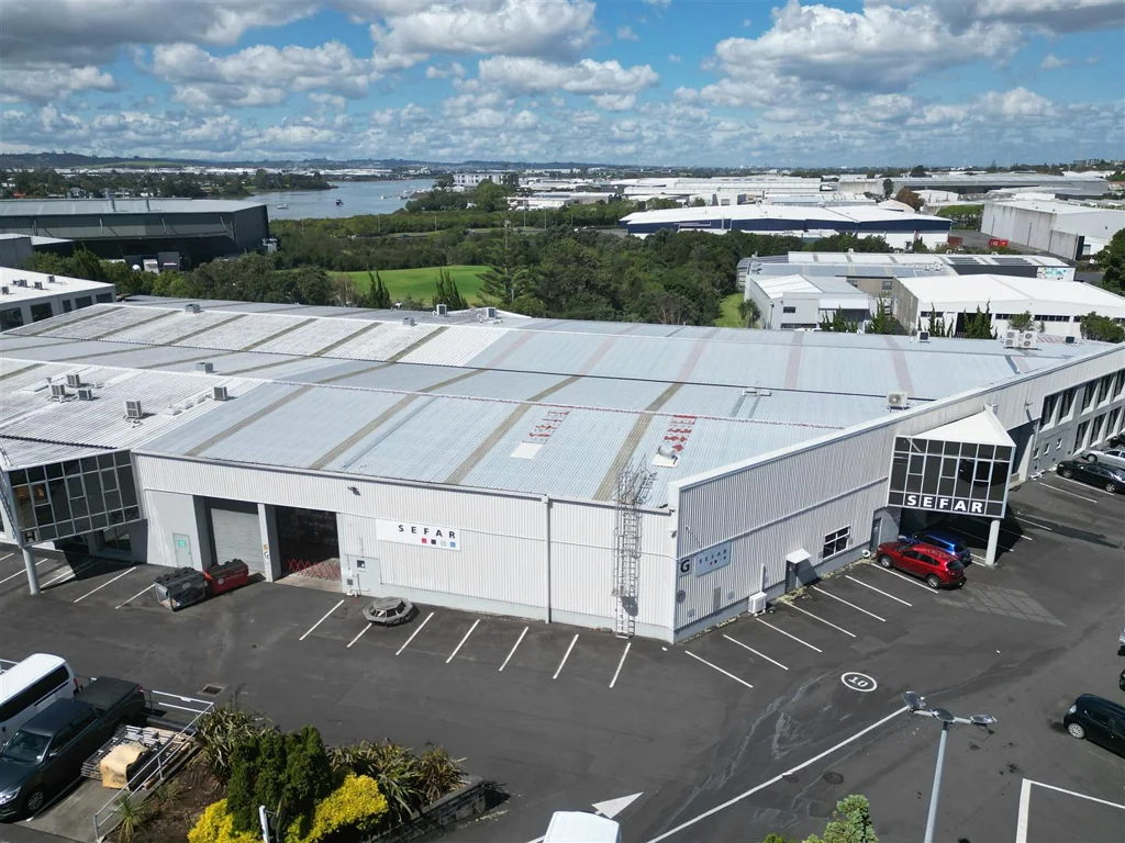 Mount Wellington CBRE | Tidy & Functional 722sqm Mt WLG WH