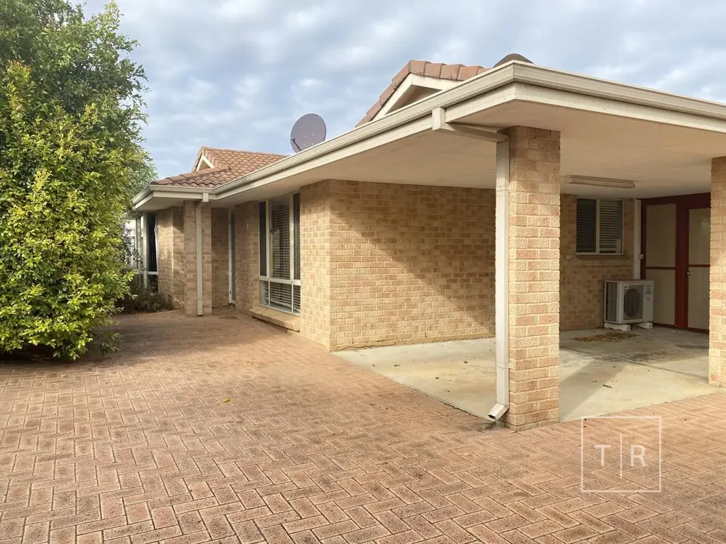 Castletown 3房  PRIVATE, PEACEFUL & PERFECTLY POSITIONED