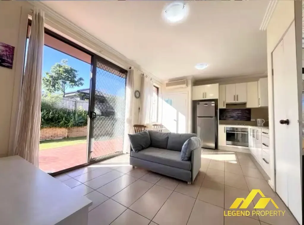 Private 2-Bedroom Granny Flat | Separate Entrance & Courtyard | Close to Meadowbank Park