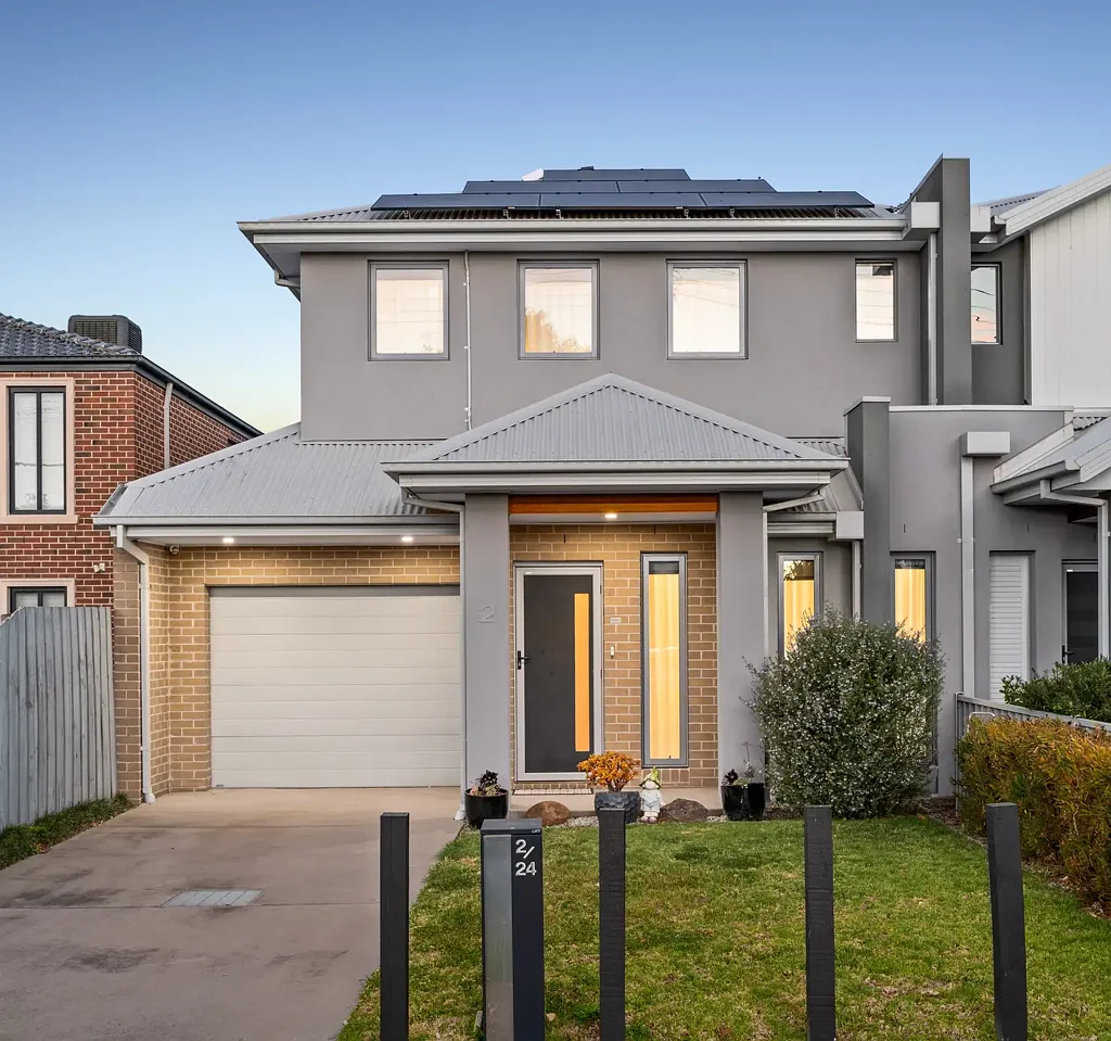 2/24 Rayner Street, Altona, VIC 3018