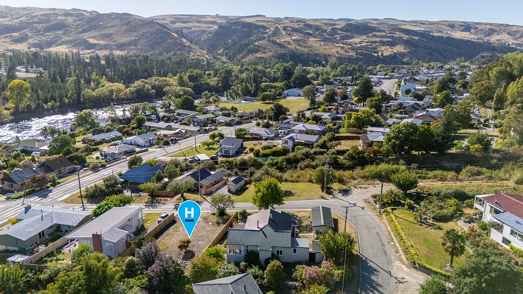 Roxburgh Prime Location