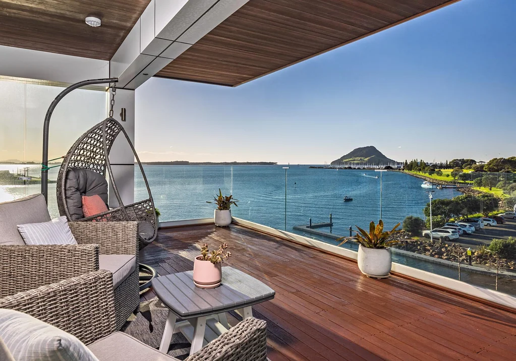 Tauranga Central 3chambre Seaside with sensational views - The Nautilus