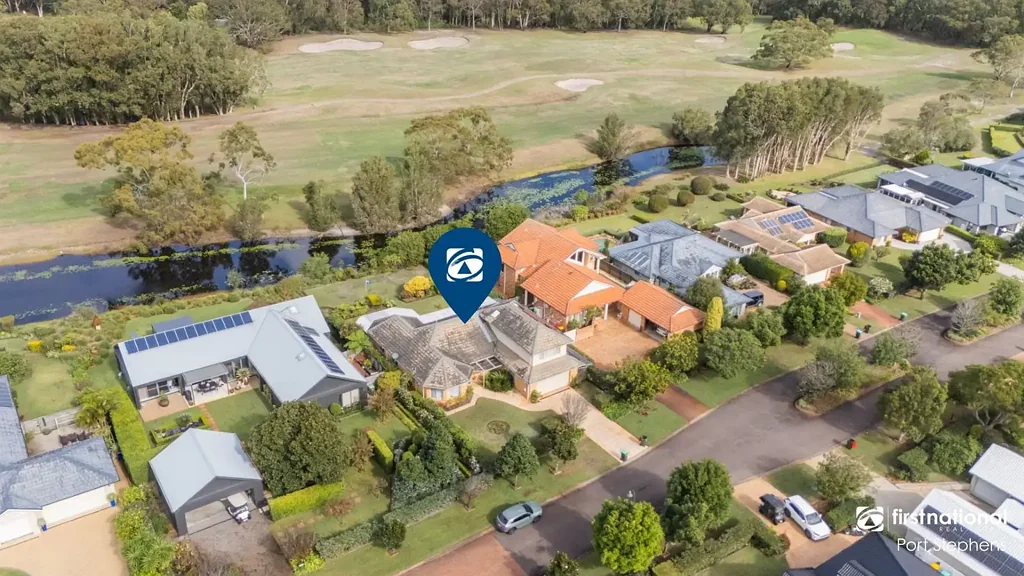 Salamander Bay 4Zimmer Owner Downsizing - Must be Sold - Golf Course living on a huge 976m2 block