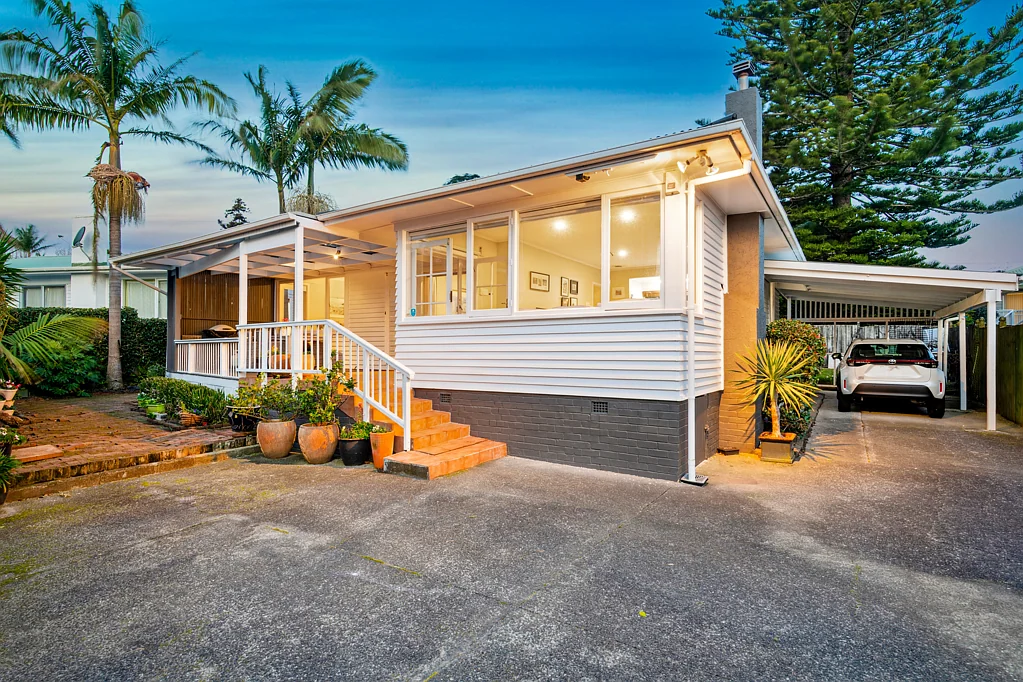 1/17 Merriefield Avenue, Forrest Hill, North Shore City, Auckland