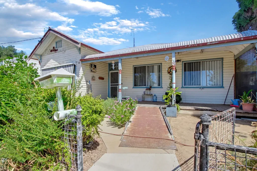 382 MacGregor Street, Hay, NSW 2711