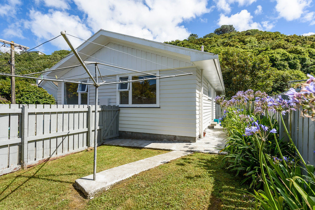 9a Ranelagh Terrace, Karori, Wellington, 2 ห้องนอน, 1 ห้องน้ำ