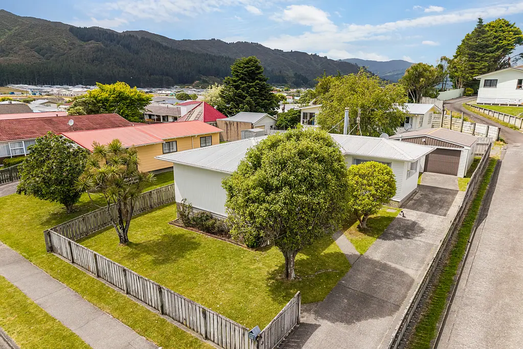 15 Stockdale Street, Wainuiomata, Lower Hutt, Wellington