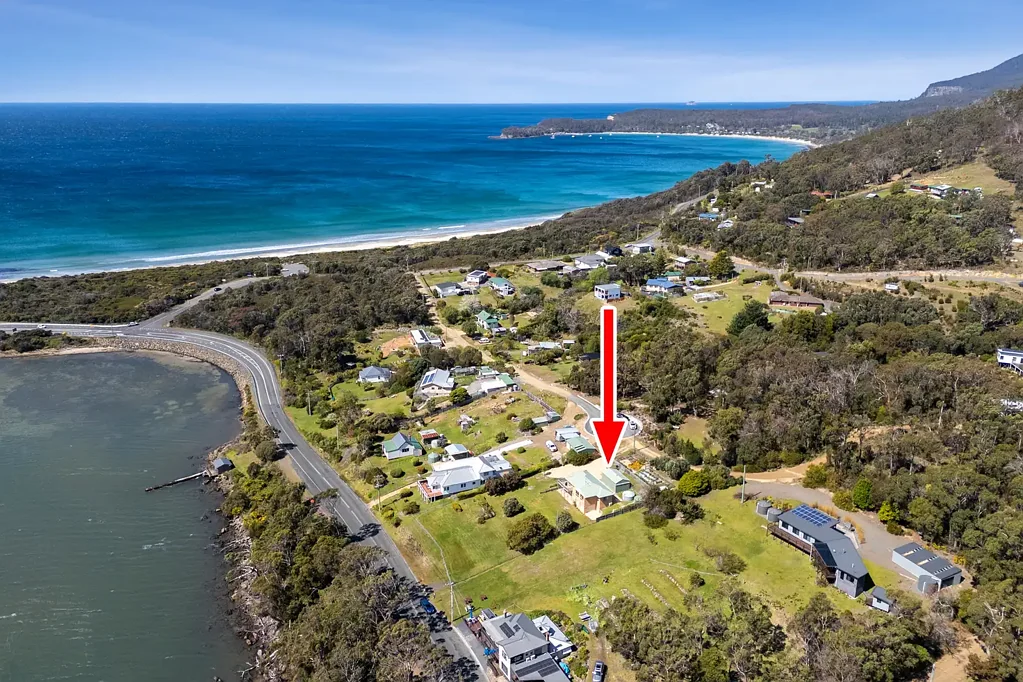 Eaglehawk Neck 4ਬੈੱਡਰੂਮ Coastal Bliss with Ocean Views – Your Seaside Escape Awaits