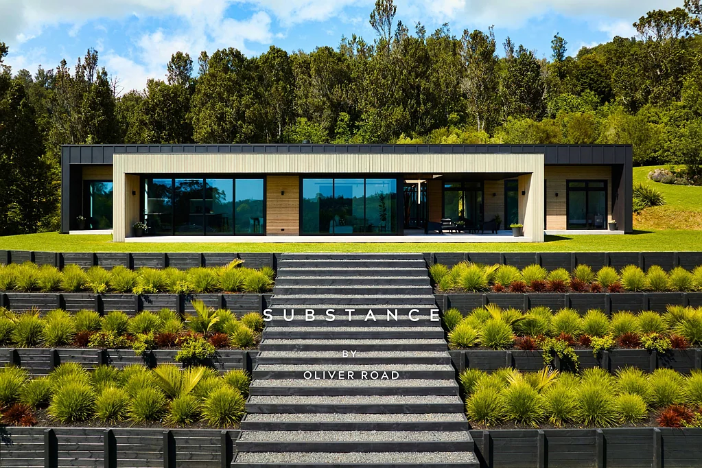 Te Puna 5 Bedroom Substance