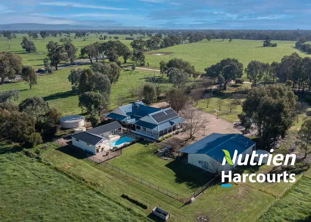 Oxley Amazing Family Home that offers the lot