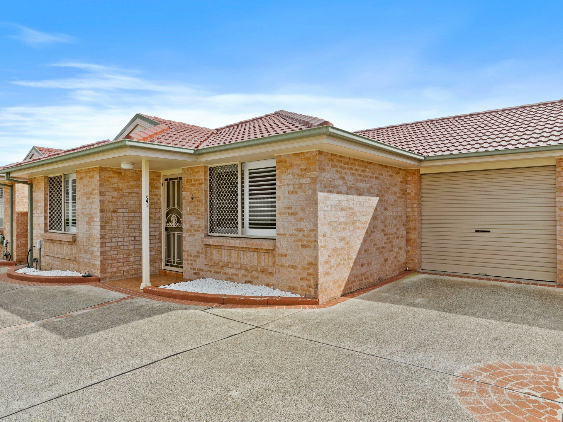 UNIT 4 13 WALLACE ST, SWANSEA NSW 2281, 0部屋, 0バスルーム, House