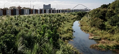 奥克兰获政府“盖章”：8 万公里水务网络继续留在市议会手中