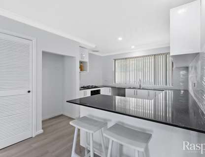 15 Pausin Crescent, Bibra Lake, WA 6163, 4 Bedrooms, 2 Bathrooms, House