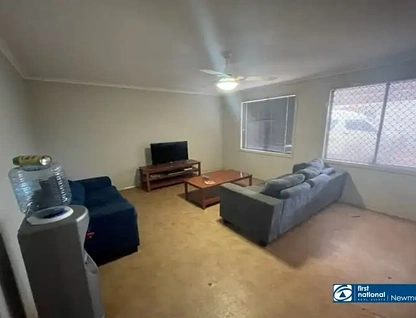 12a Nardoo Loop, Newman, WA 6753, 4房, 2浴, 整租公寓