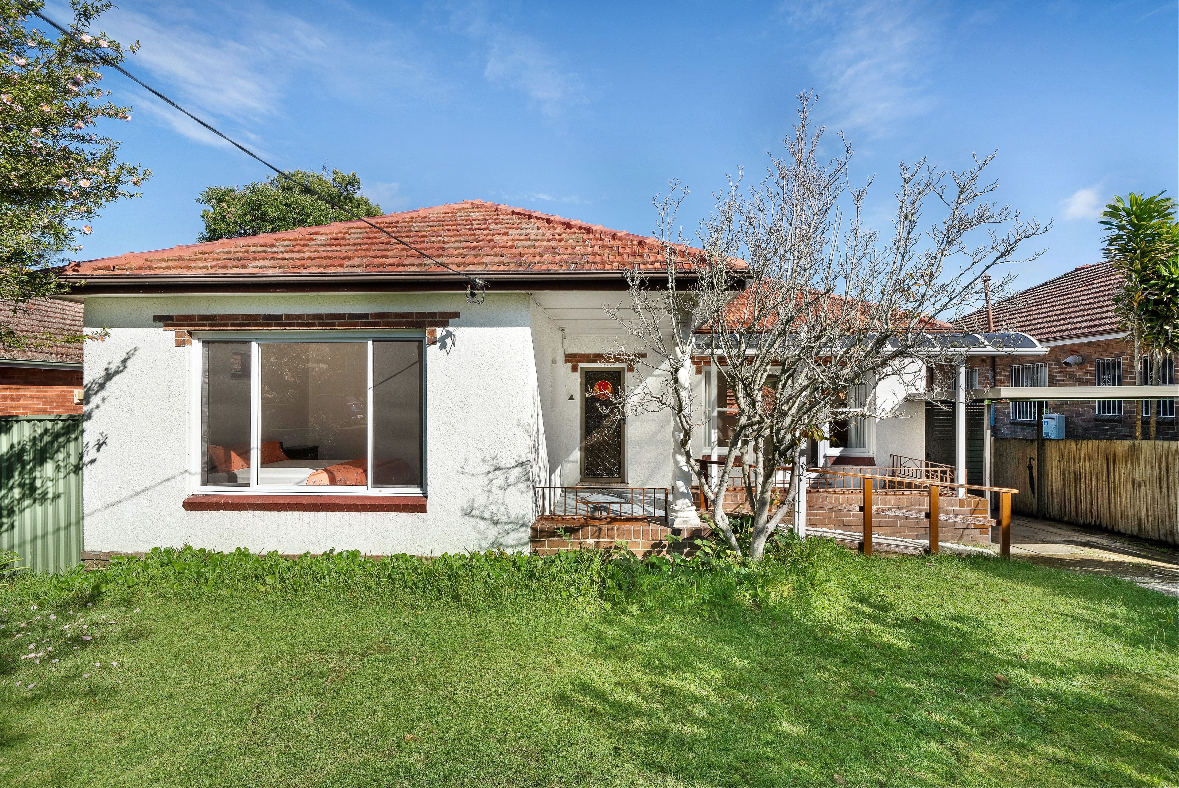 26 WARREN PDE, PUNCHBOWL NSW 2196, 0部屋, 0バスルーム, House