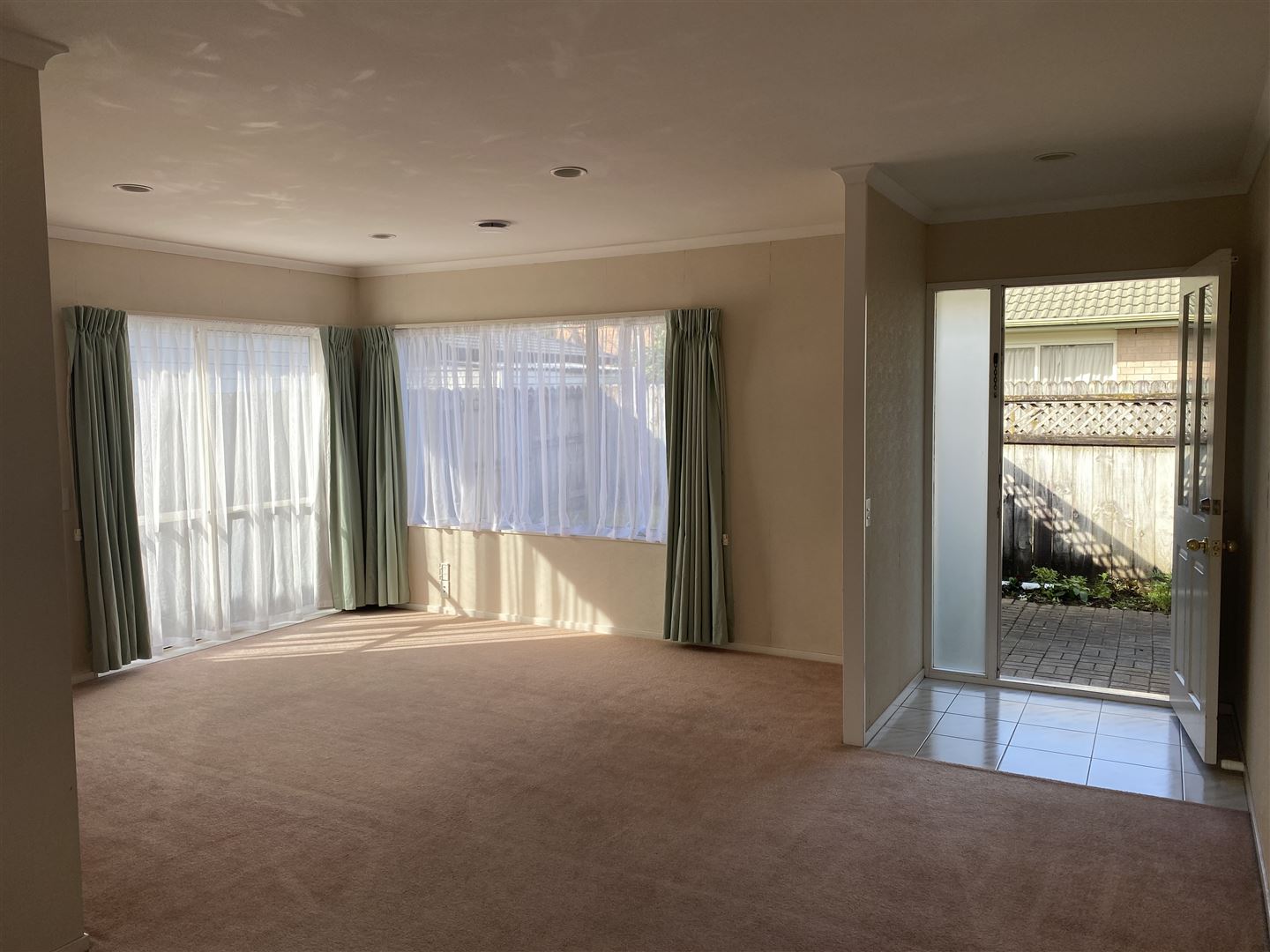 2/36 West Fairway, Golflands, Auckland - Manukau, 3 침실, 0 욕실