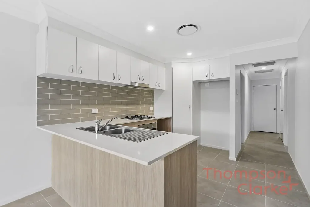 Brand New Luxury Residence!
