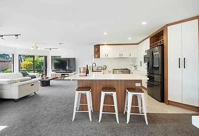 Modern 4 Bedroom Family Home