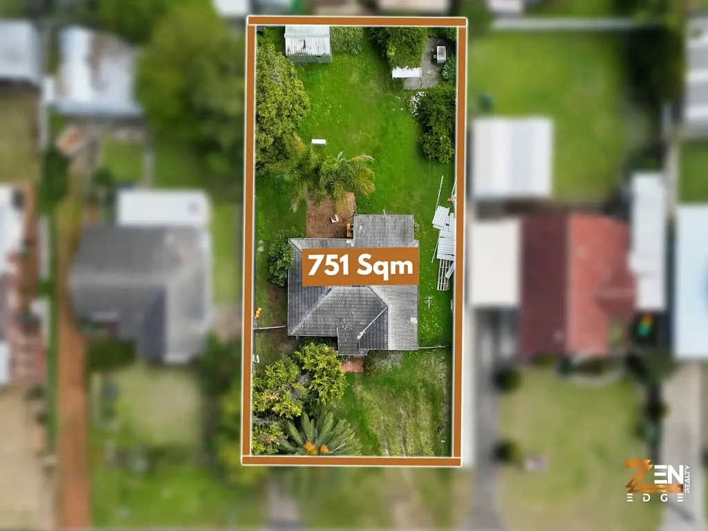 12 Teeluk Road, Carey Park, WA 6230