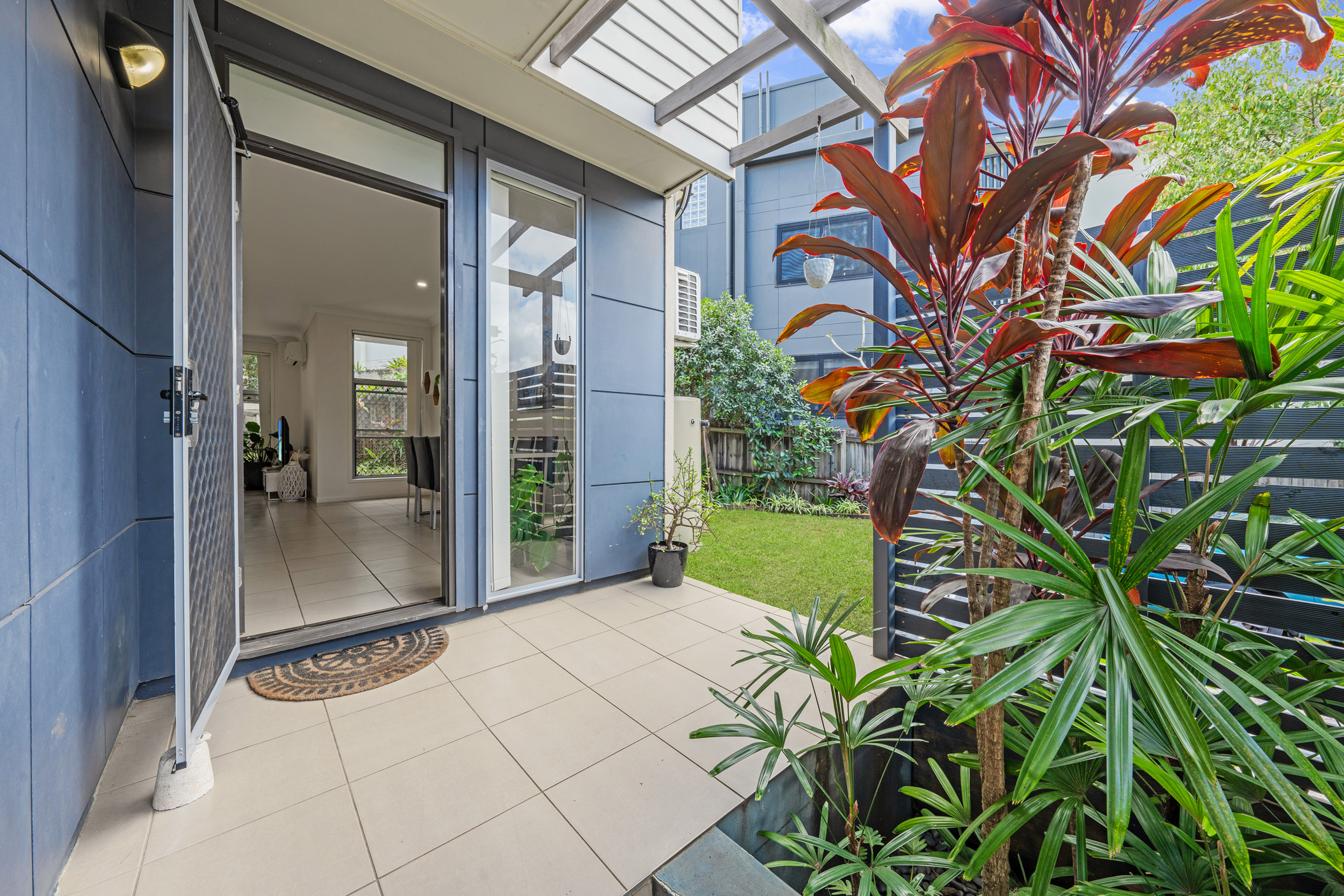 21 BARTLETT ST, MORNINGSIDE QLD 4170, 0 Schlafzimmer, 0 Badezimmer, Townhouse