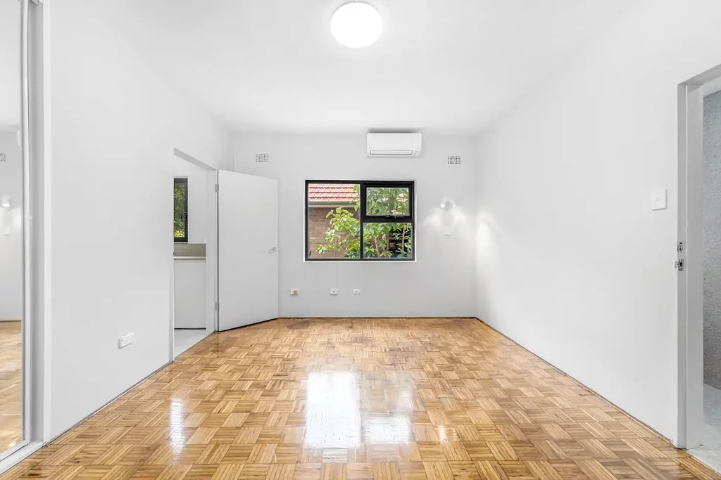 Recently renovated studio apartment