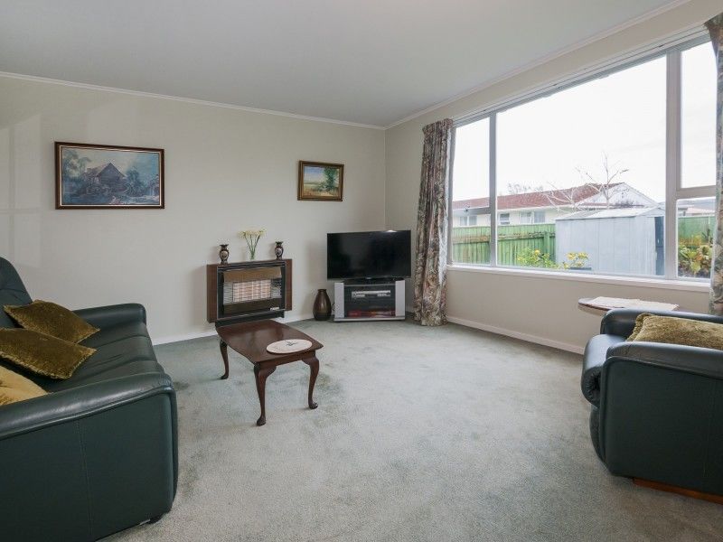 2/9 Trevethick Grove, Woburn, Lower Hutt, 2 rūma, 1 rūma horoi