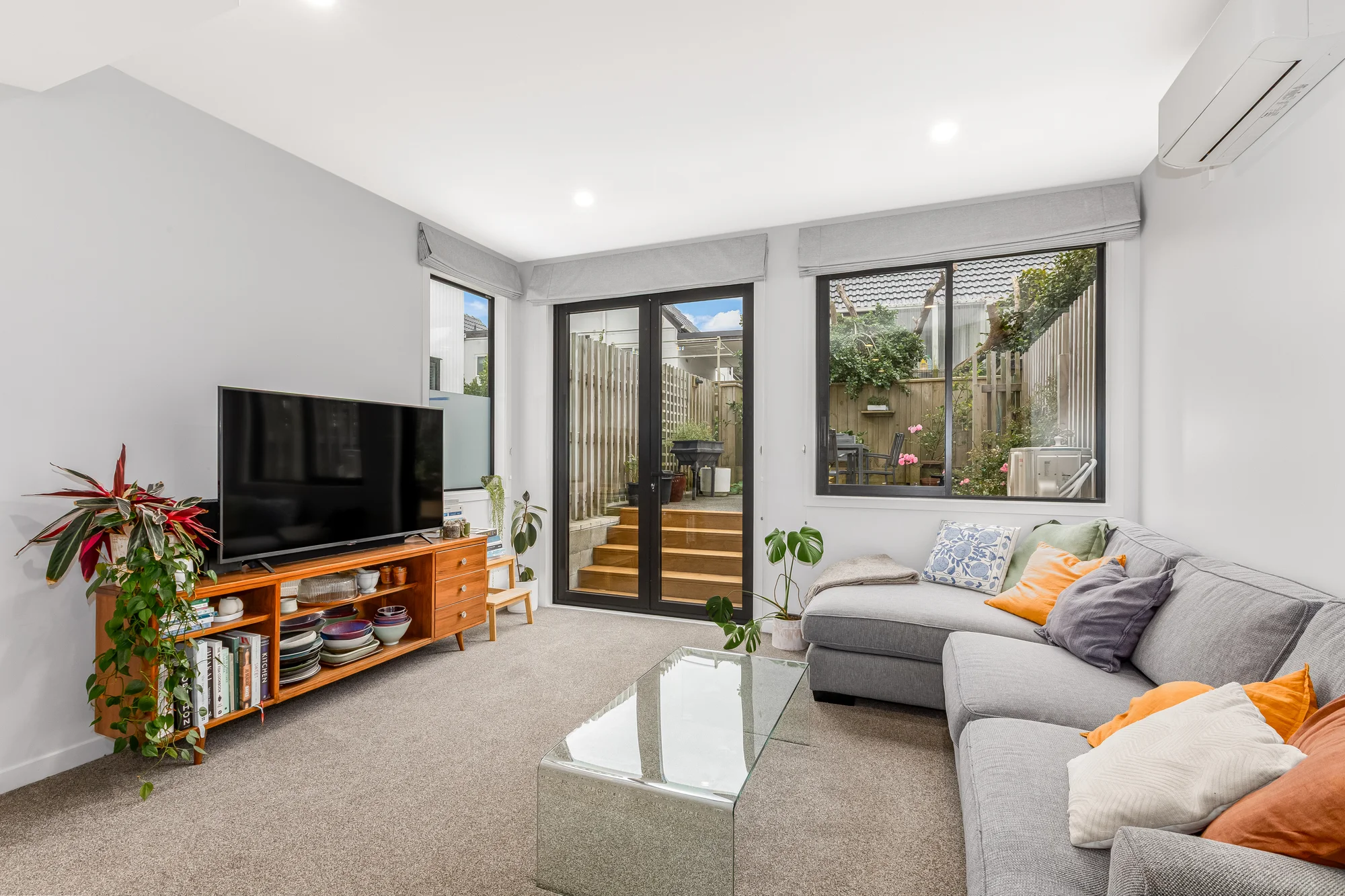 Johnsonville 2ห้องนอน Modern Living with North Facing Courtyard