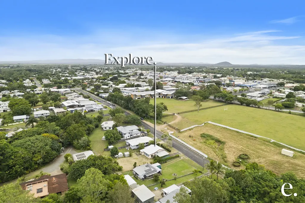 Mareeba 3 Bedroom OWNER SAYS SELL IT! RENOVATED 3 BED + OFFICE, MD ZONED 1,012m2 WALKING DISTANCE TO HOSPITAL & CBD!